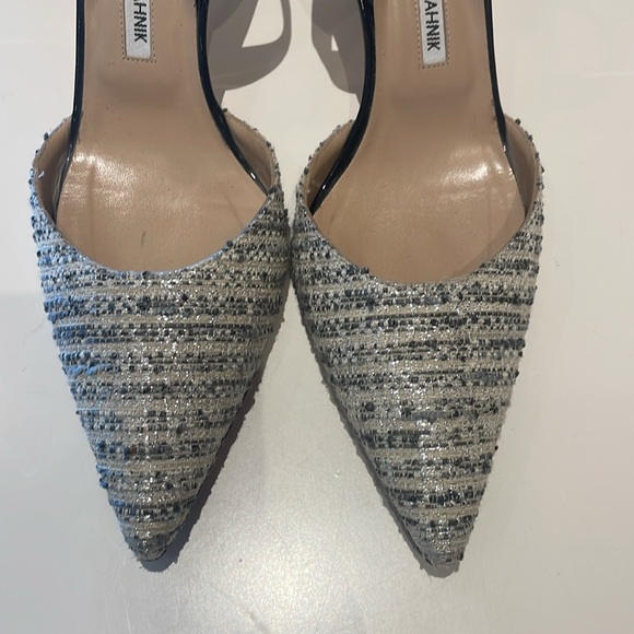 Manolo Blahnik
Tweed Pattern Slingback Pumps
Size: 40 1/2 - Picture 3 of 6